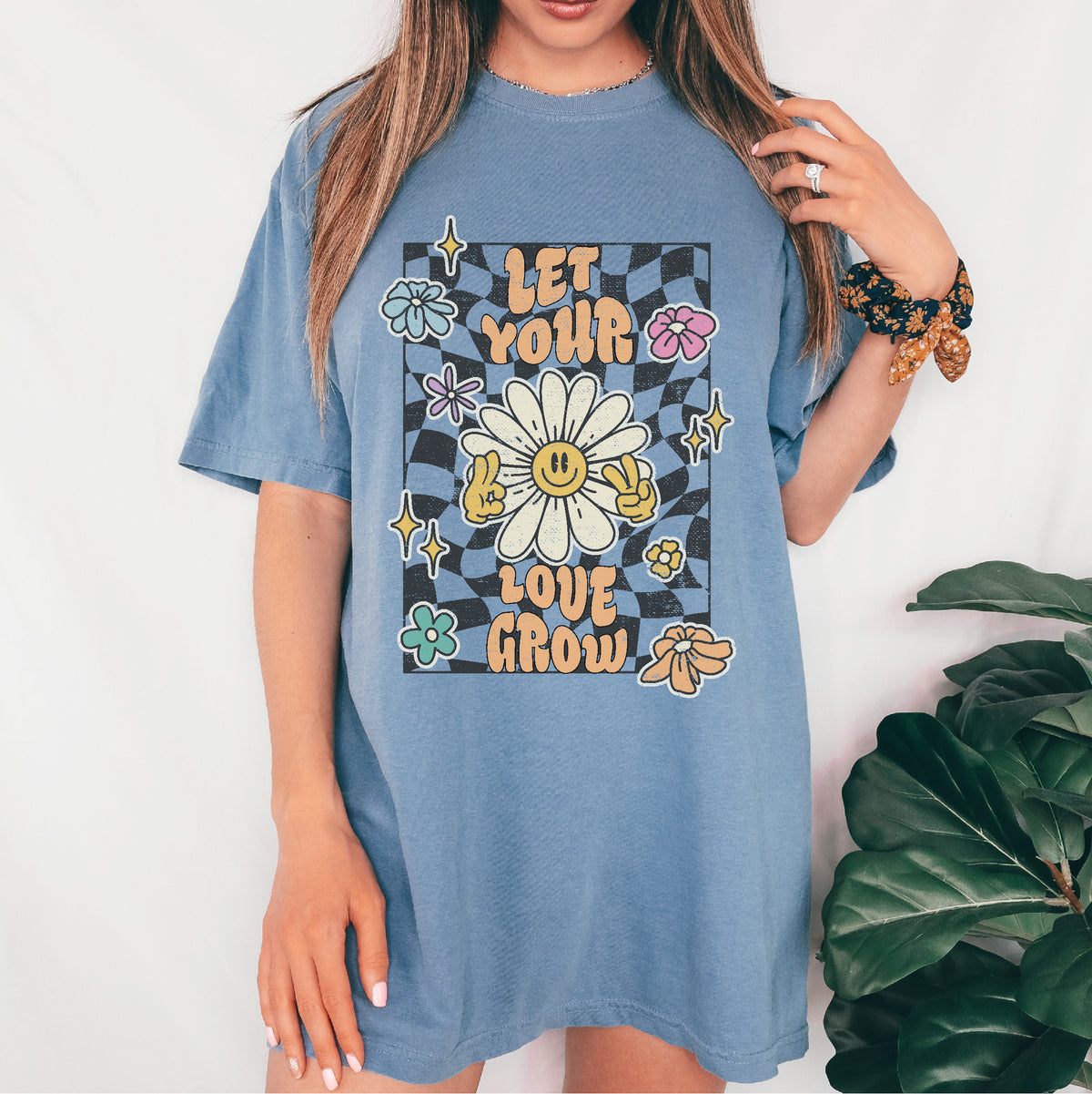 Vintage Women's Graphic T-Shirt | Let Your Love Grow Shirt | Retro Tee | Comfort Colors